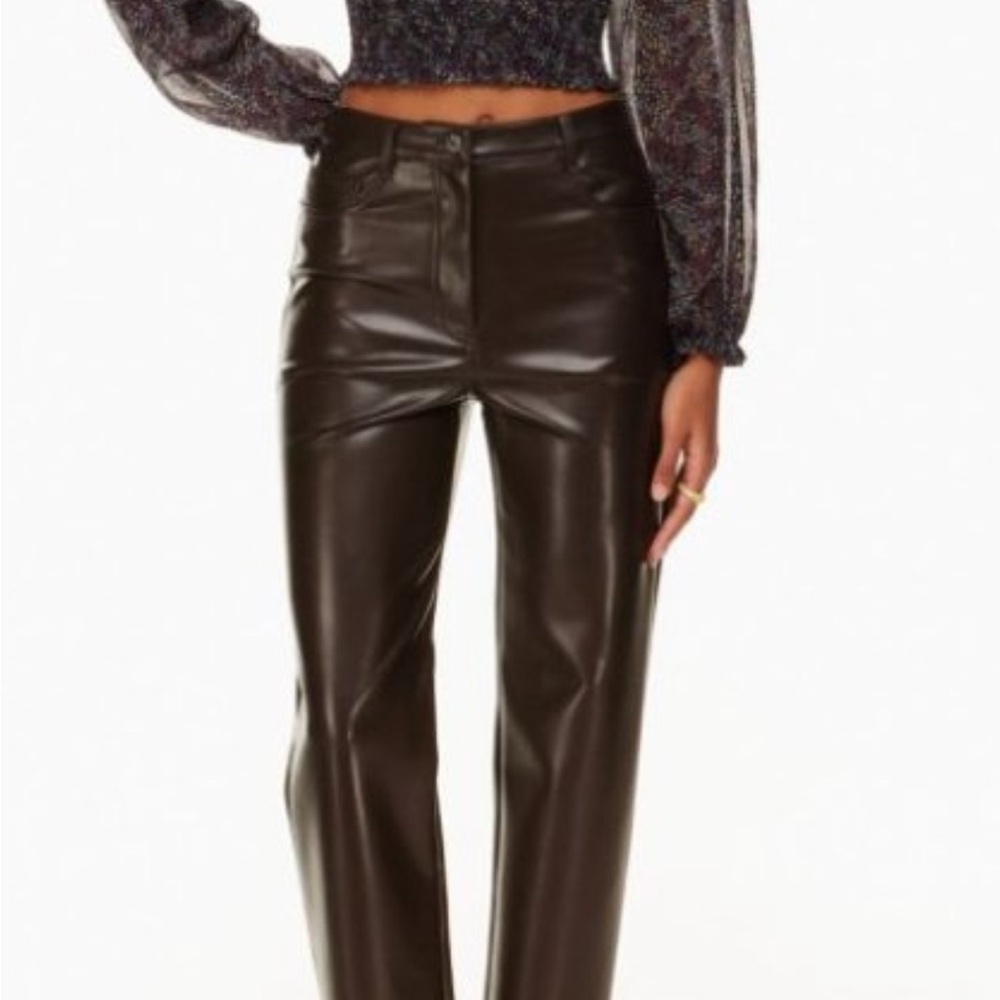 Aritzia The Melina Rich Mocha Brown unreal  Leather Pants. Sz 8. Excellent cond